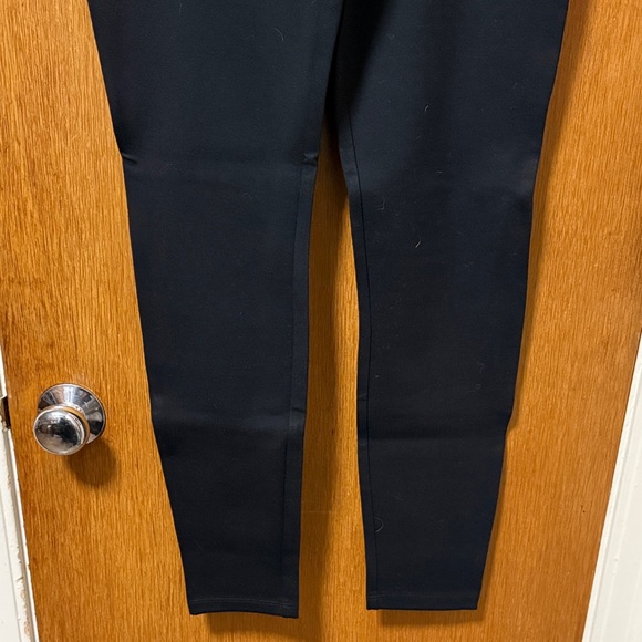Quince Women's Black Leggings Like New - Picture 2 of 7